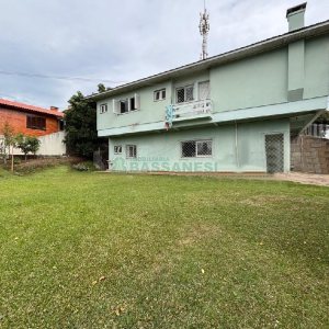 Casa com 120m², 10 vagas, no bairro Santa Lúcia em Caxias do Sul para Alugar