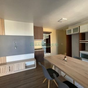Apartamento com 74m², 2 dormitórios, 2 vagas, no bairro Santa Catarina em Caxias do Sul para Comprar