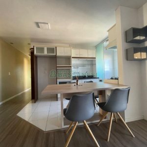 Apartamento com 74m², 2 dormitórios, 2 vagas, no bairro Santa Catarina em Caxias do Sul para Comprar