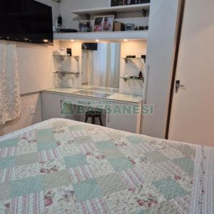 Casa com 108m², 2 dormitórios, 2 vagas, no bairro Panazzolo em Caxias do Sul para Comprar