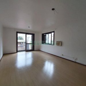Apartamento com 110m², 3 dormitórios, 2 vagas, no bairro Pio X em Caxias do Sul para Alugar