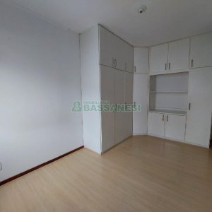 Apartamento com 110m², 3 dormitórios, 2 vagas, no bairro Pio X em Caxias do Sul para Alugar
