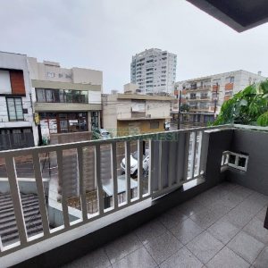 Apartamento com 110m², 3 dormitórios, 2 vagas, no bairro Pio X em Caxias do Sul para Alugar