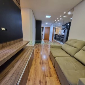 Apto Mobiliado com 55m², 2 dormitórios, 1 vaga, no bairro Cinqüentenário em Caxias do Sul para Alugar