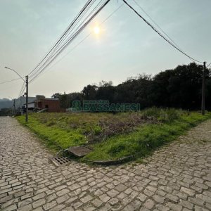 Terreno com 510m², no bairro Ana Rech em Caxias do Sul para Comprar