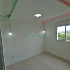 Apartamento com 42m², 2 dormitórios, 1 vaga, no bairro São Luiz em Caxias do Sul para Comprar