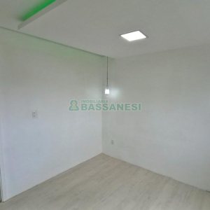 Apartamento com 42m², 2 dormitórios, 1 vaga, no bairro São Luiz em Caxias do Sul para Comprar
