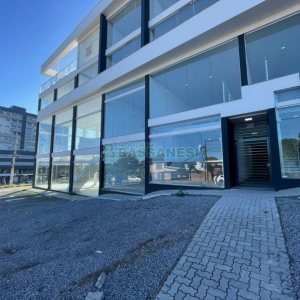 Loja com 109m², no bairro Desvio Rizzo em Caxias do Sul para Alugar