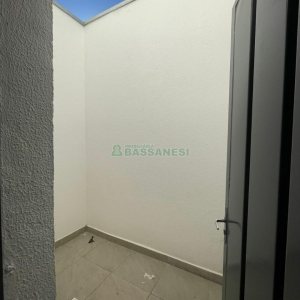 Loja com 109m², no bairro Desvio Rizzo em Caxias do Sul para Alugar