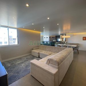 Apto Mobiliado com 144m², 3 dormitórios, 2 vagas, no bairro Cristo Redentor em Caxias do Sul para Alugar