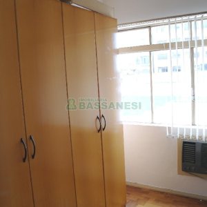 Apto Mobiliado com 35m², 1 dormitório, no bairro Centro em Caxias do Sul para Alugar