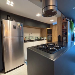 Apto Mobiliado com 82m², 2 dormitórios, 2 vagas, no bairro Vila Horn em Caxias do Sul para Alugar