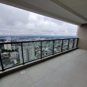 Apartamento com 110m², 2 dormitórios, 2 vagas, no bairro Petrópolis em Caxias do Sul para Alugar