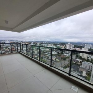 Apartamento com 110m², 2 dormitórios, 2 vagas, no bairro Petrópolis em Caxias do Sul para Alugar