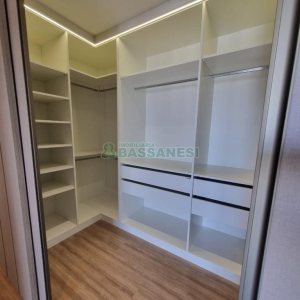 Apartamento com 110m², 3 dormitórios, 2 vagas, no bairro Petrópolis em Caxias do Sul para Alugar