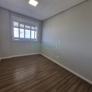 Apartamento com 110m², 3 dormitórios, 2 vagas, no bairro Petrópolis em Caxias do Sul para Alugar