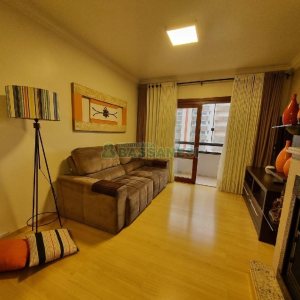 Apto Mobiliado com 132m², 3 dormitórios, 2 vagas, no bairro São Pelegrino em Caxias do Sul para Alugar