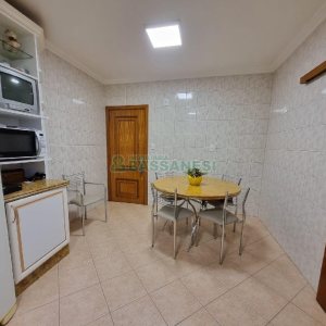 Apto Mobiliado com 132m², 3 dormitórios, 2 vagas, no bairro São Pelegrino em Caxias do Sul para Alugar