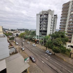 Apto Mobiliado com 132m², 3 dormitórios, 2 vagas, no bairro São Pelegrino em Caxias do Sul para Alugar