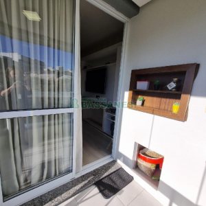 Apto Mobiliado com 90m², 2 dormitórios, 2 vagas, no bairro Cinqüentenário em Caxias do Sul para Alugar ou Comprar