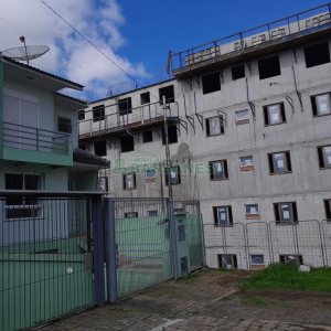 Sobrado com 140m², 3 dormitórios, 1 vaga, no bairro Jardim Eldorado em Caxias do Sul para Comprar