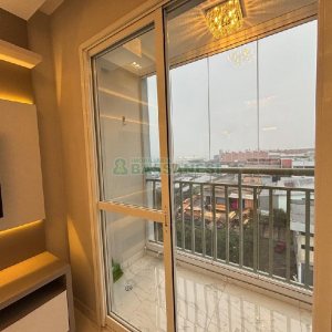 Apto Mobiliado com 55m², 2 dormitórios, 2 vagas, no bairro De Lazzer em Caxias do Sul para Alugar