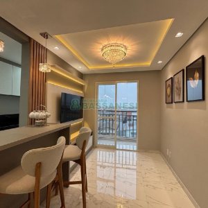 Apto Mobiliado com 55m², 2 dormitórios, 2 vagas, no bairro De Lazzer em Caxias do Sul para Alugar
