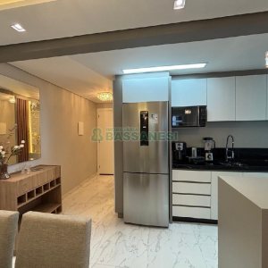 Apto Mobiliado com 55m², 2 dormitórios, 2 vagas, no bairro De Lazzer em Caxias do Sul para Alugar