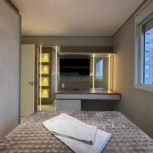 Apto Mobiliado com 55m², 2 dormitórios, 2 vagas, no bairro De Lazzer em Caxias do Sul para Alugar
