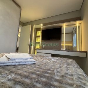 Apto Mobiliado com 55m², 2 dormitórios, 2 vagas, no bairro De Lazzer em Caxias do Sul para Alugar