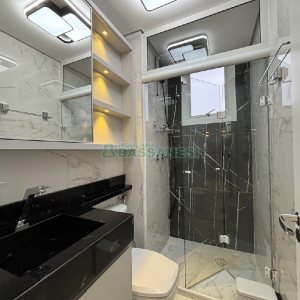 Apto Mobiliado com 55m², 2 dormitórios, 2 vagas, no bairro De Lazzer em Caxias do Sul para Alugar