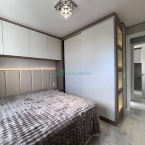 Apto Mobiliado com 55m², 2 dormitórios, 2 vagas, no bairro De Lazzer em Caxias do Sul para Alugar