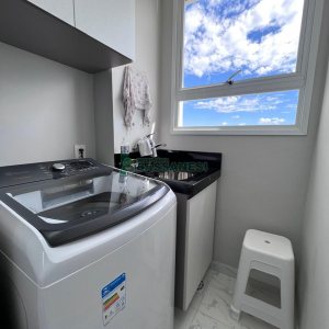 Apto Mobiliado com 55m², 2 dormitórios, 2 vagas, no bairro De Lazzer em Caxias do Sul para Alugar