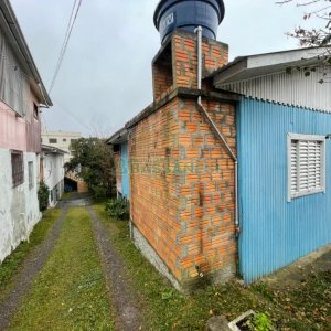Casa com 360m², 2 dormitórios, no bairro Nossa Senhora de Fátima em Caxias do Sul para Comprar