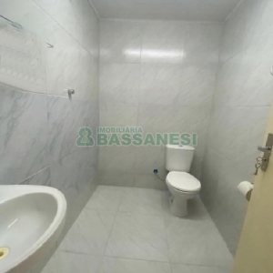 Pavilhão com 145m², 2 vagas, no bairro Bela Vista em Caxias do Sul para Alugar