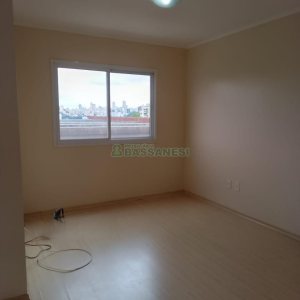 Apartamento com 56m², 2 dormitórios, 1 vaga, no bairro Salgado Filho em Caxias do Sul para Comprar