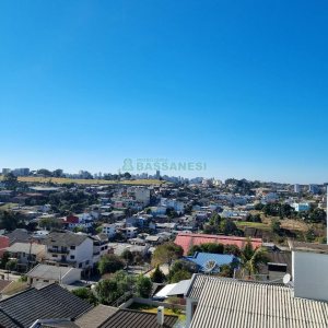 Apartamento com 80m², 2 dormitórios, 1 vaga, no bairro Charqueadas em Caxias do Sul para Comprar