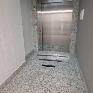 Apartamento com 80m², 2 dormitórios, 1 vaga, no bairro Charqueadas em Caxias do Sul para Comprar
