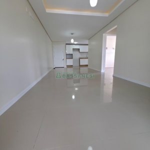 Apartamento com 80m², 2 dormitórios, 1 vaga, no bairro Charqueadas em Caxias do Sul para Comprar