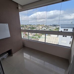 Apartamento com 80m², 2 dormitórios, 1 vaga, no bairro Charqueadas em Caxias do Sul para Comprar