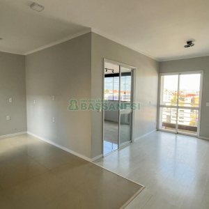 Apartamento com 100m², 3 dormitórios, 6 vagas, no bairro De Lazzer em Caxias do Sul para Comprar
