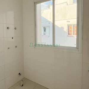 Apartamento com 100m², 3 dormitórios, 6 vagas, no bairro De Lazzer em Caxias do Sul para Comprar