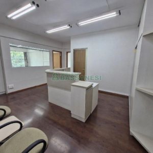 Sala com 107m², 1 vaga, no bairro Lourdes em Caxias do Sul para Alugar