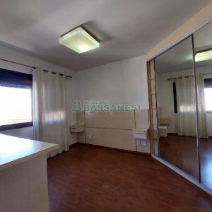 Apto Mobiliado com 99m², 3 dormitórios, 2 vagas, no bairro Pio X em Caxias do Sul para Alugar ou Comprar