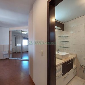 Apto Mobiliado com 99m², 3 dormitórios, 2 vagas, no bairro Pio X em Caxias do Sul para Alugar ou Comprar