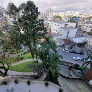 Apto Mobiliado com 99m², 3 dormitórios, 2 vagas, no bairro Pio X em Caxias do Sul para Alugar ou Comprar