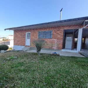 Casa com 70m², 3 dormitórios, 1 vaga, no bairro Ana Rech em Caxias do Sul para Alugar