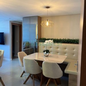 Apto Mobiliado com 64m², 2 dormitórios, 1 vaga, no bairro Jardelino Ramos em Caxias do Sul para Comprar