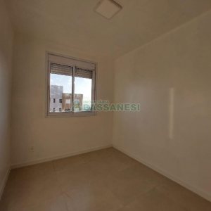 Apartamento com 49m², 2 dormitórios, 1 vaga, no bairro Nossa Senhora do Rosário em Caxias do Sul para Alugar