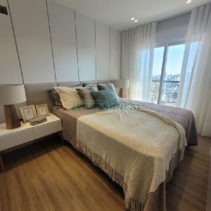 Apto Mobiliado com 110m², 3 dormitórios, 2 vagas, no bairro Petrópolis em Caxias do Sul para Alugar